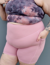 Load image into Gallery viewer, Elite Short: Aftershock